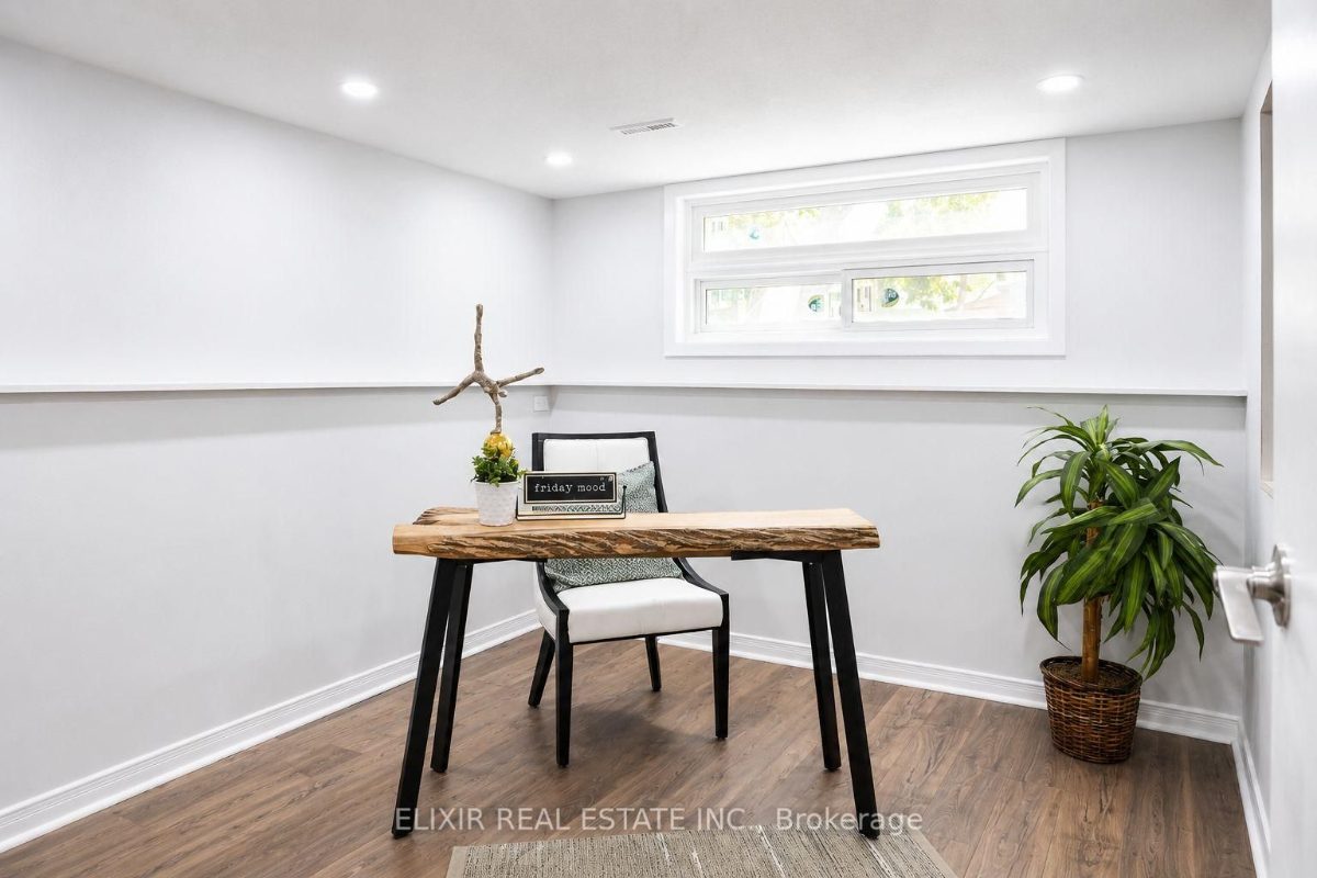 45 AUSTEN Lane — photo 18 of 28