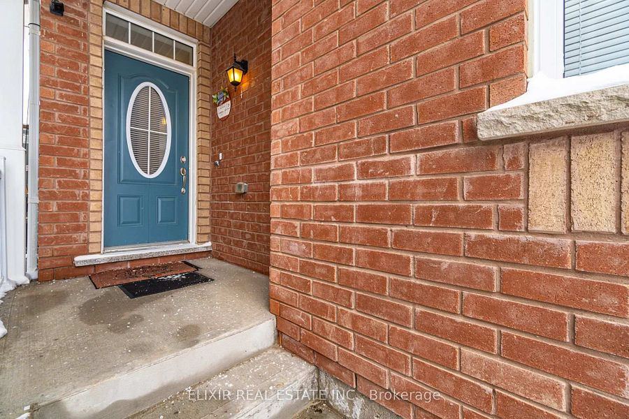 532 Edenbrook Hill Dr — photo 4 of 28