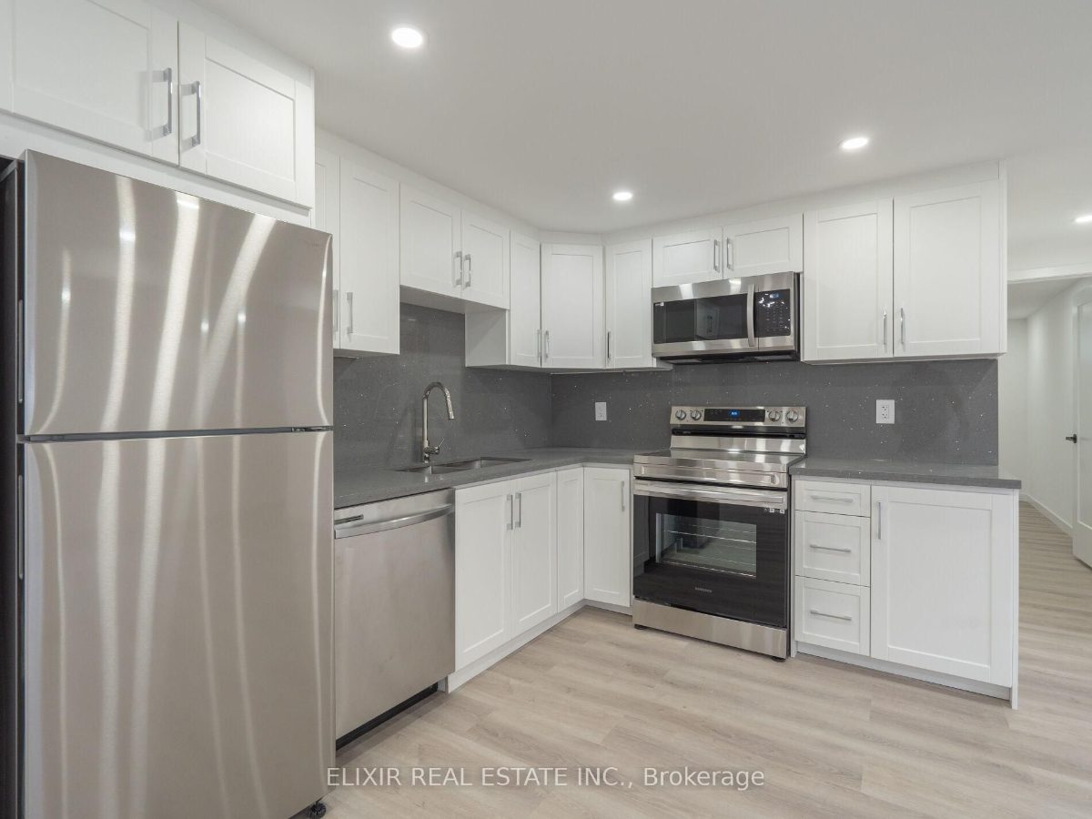 63 Champlain Ave — photo 19 of 30