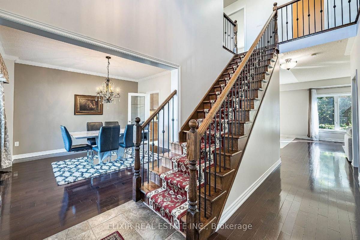 76 North Riverdale Dr — photo 3 of 44