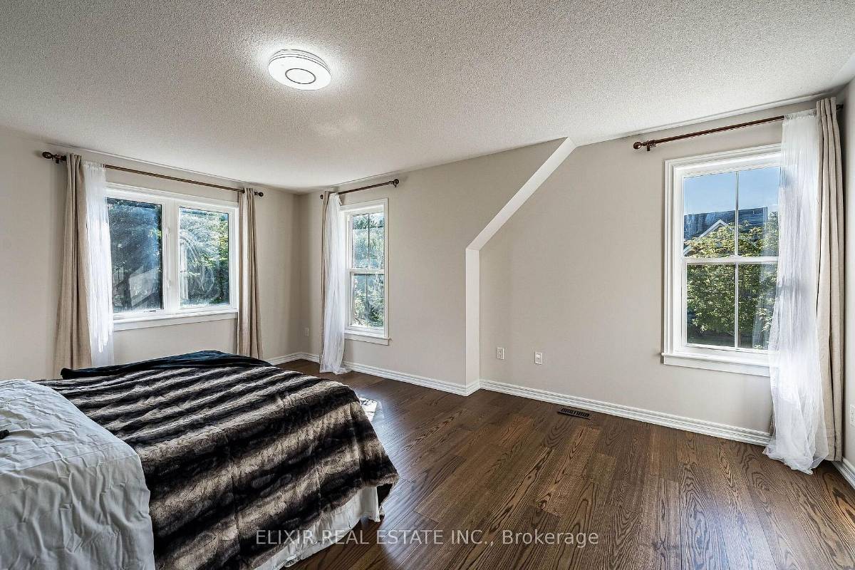 76 North Riverdale Dr — photo 18 of 44