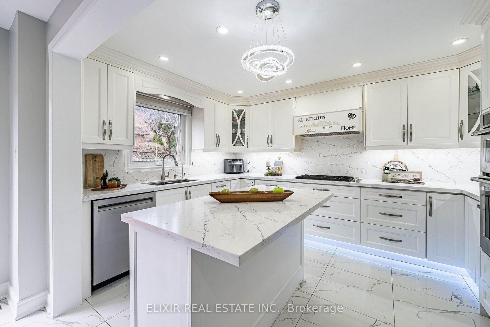 82 Kimbark Dr — photo 1 of 50