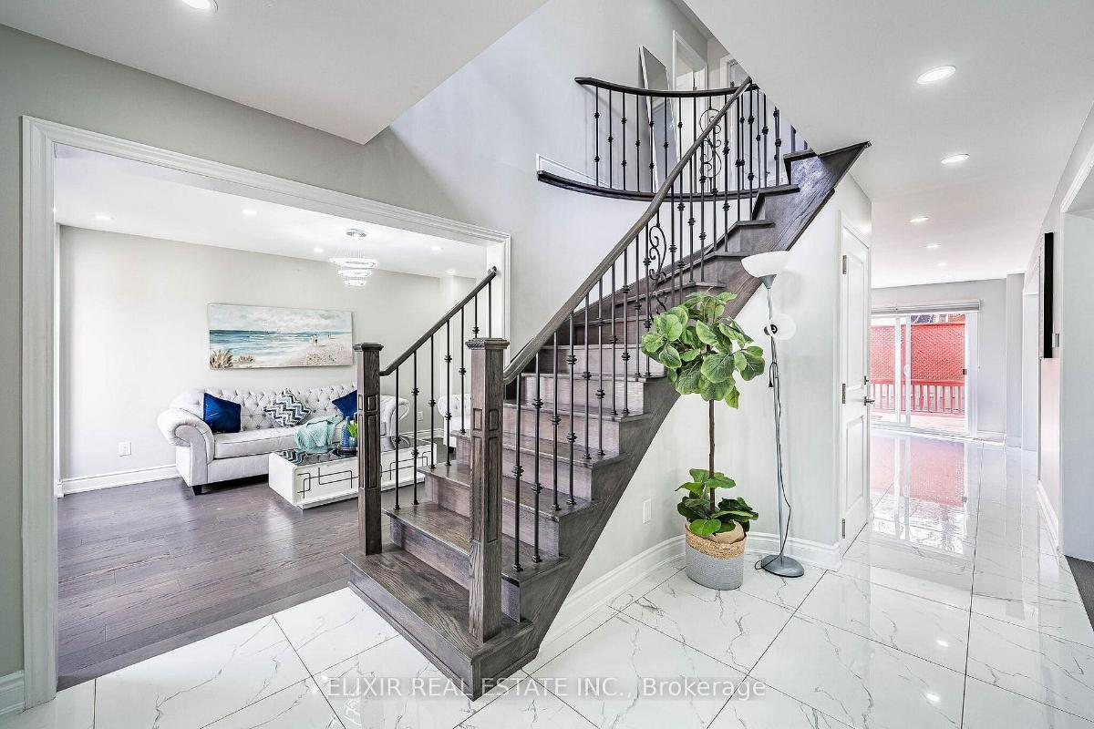 82 Kimbark Dr — photo 5 of 50